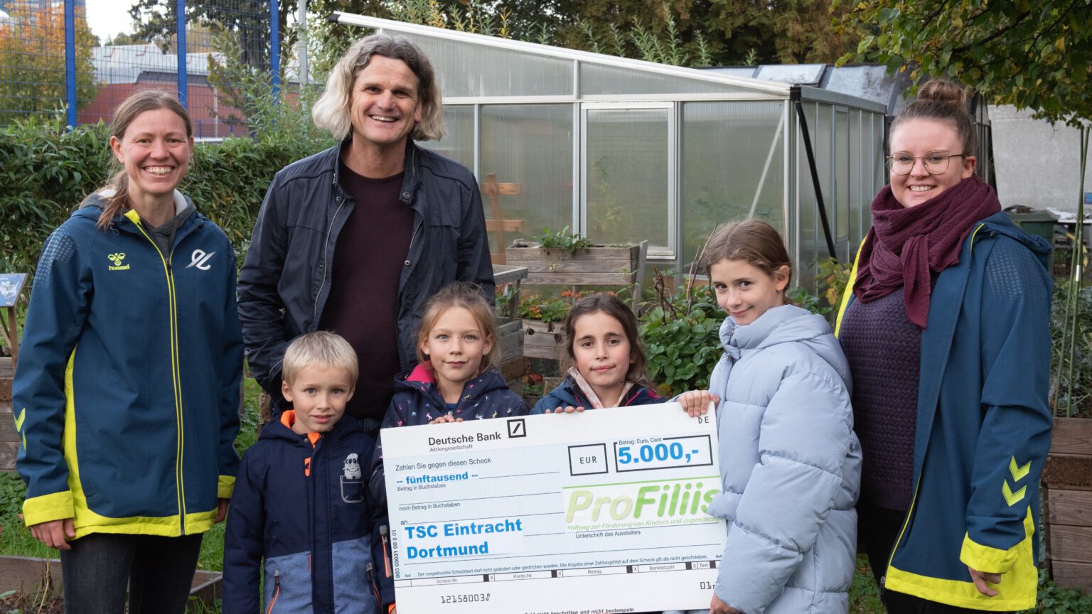 Profiliis Stiftung unterstützt des TSC Eintracht Dortmund MENGEDE InTakt!